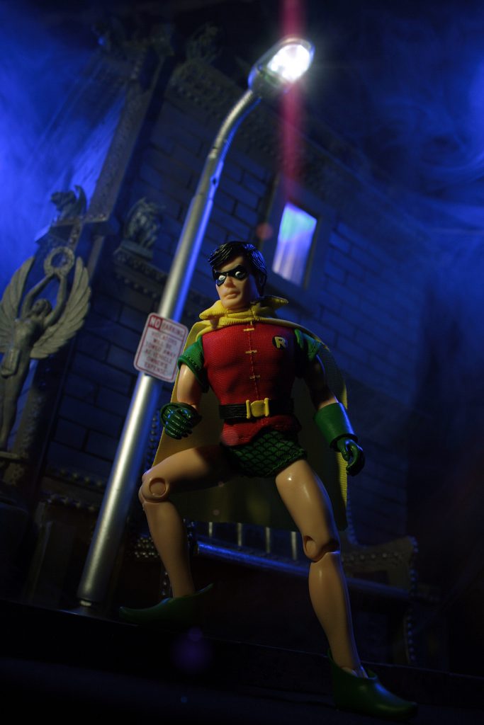 Mego 8" Robin