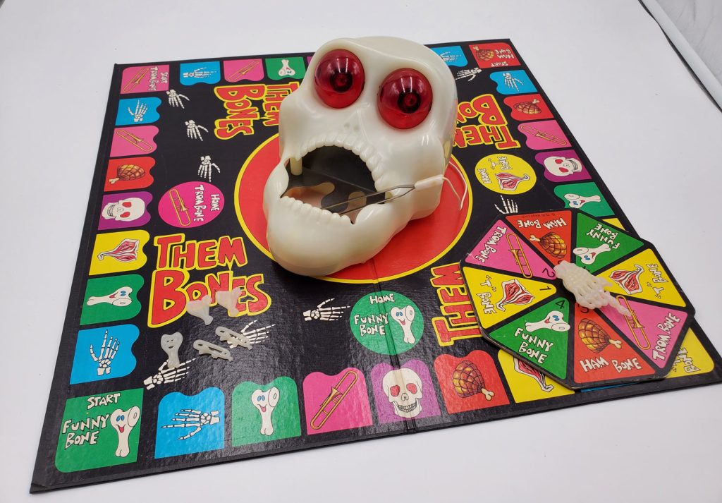 Mego Them Bones Game