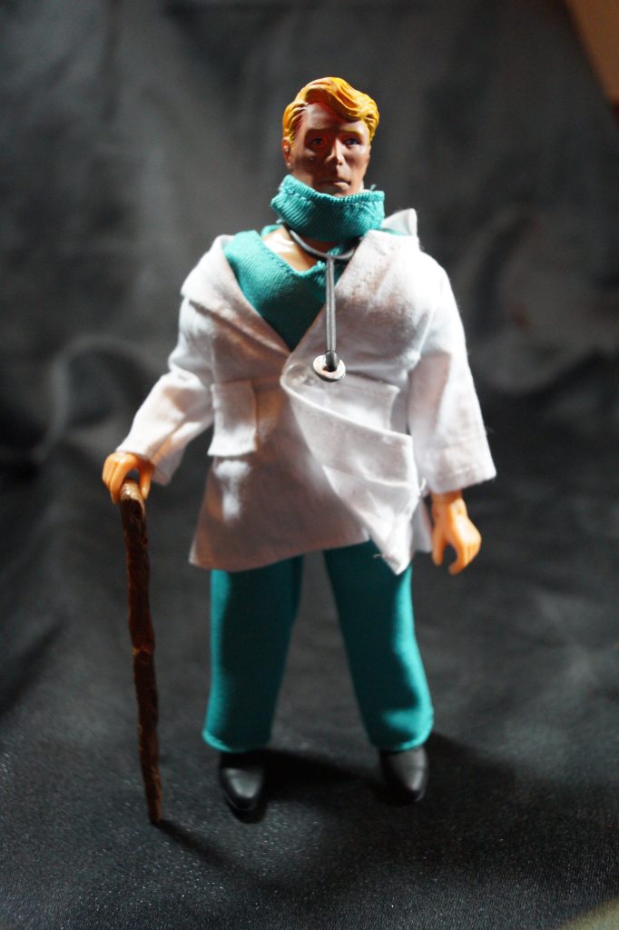 Thor, the God of Thunder is the fourth in a series of ReMego Marvel comics sets from Diamond Select and EMCE Toys.