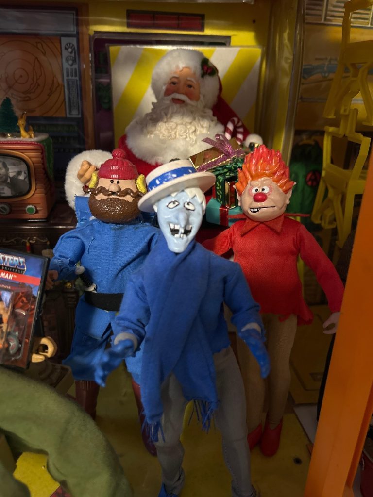 BrentzDollz has had a lot of fun with the Rankin Bass Custom figures.